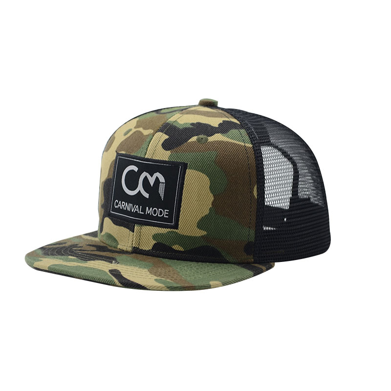 Quels sont les avantages de porter des chapeaux en maille Snapback à 6 panneaux ?