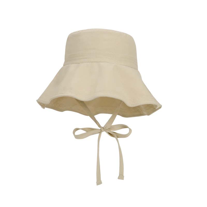 Chapeau de godet avec de la ficelle