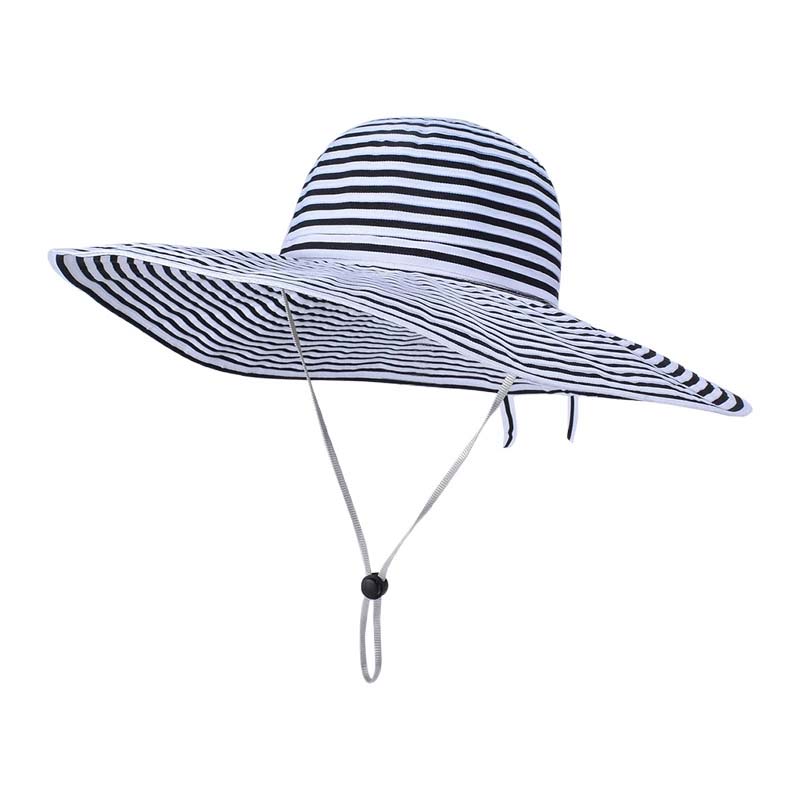 Chapeau de seau à bord large